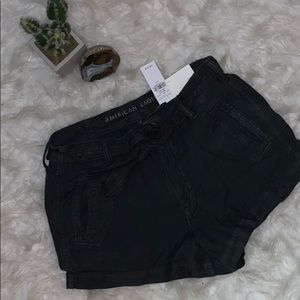 Hi-rise comfy mom cargo shorts AEO